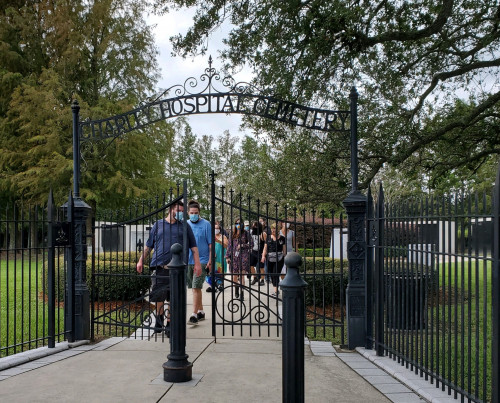 Canal Street Cemeteries Tour