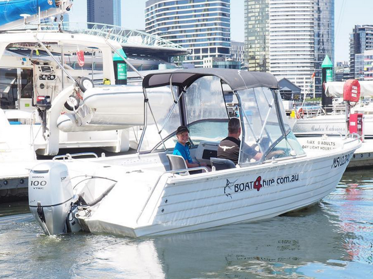 FISHING BOAT HIRE MELBOURNE (8HRS) "SPEEDY" 8 PASSENGERS