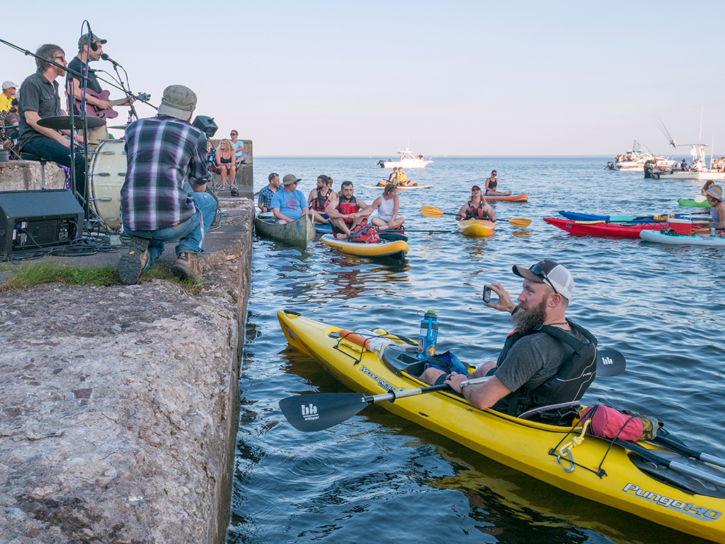 Glensheen Concert & Kayaking Experience