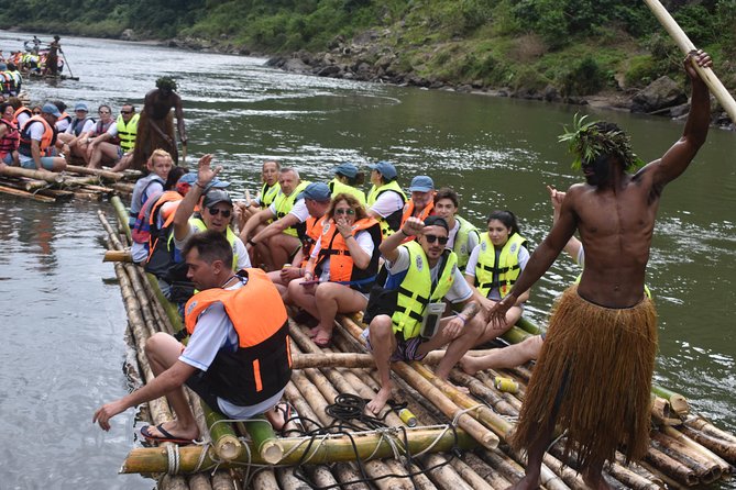 Jewel Of Fiji (Bamboo rafting, Magic waterfall, Traditional fijian Lunch)- Day Tours