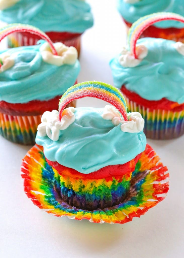 Cleo's Kitchen: Muffin Decorating ($) - Location: Poolside Cafe Bar Area.