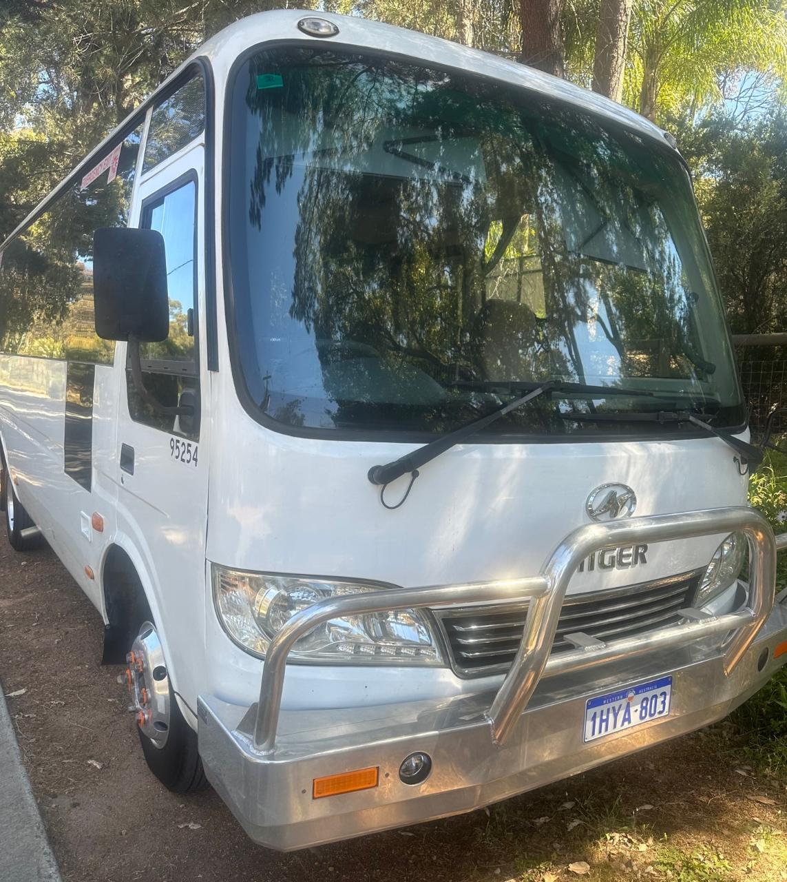 28 Passenger seat small bus Perth City to Airport transfer