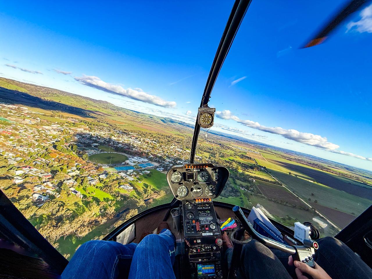 PRIVATE WESTERN RIDGE & VALLEY FLOOR - 20 Minute Scenic Flight