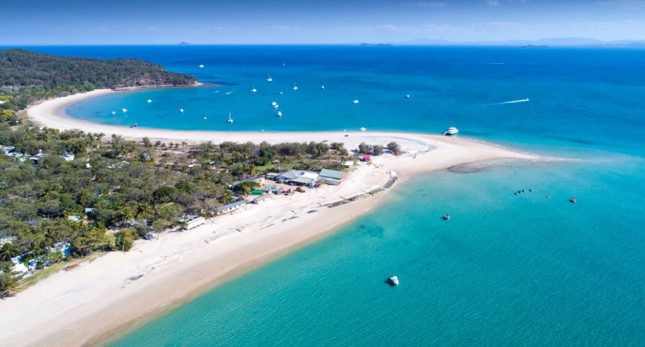 Transfer departing Great Keppel Island to Keppel Bay Marina