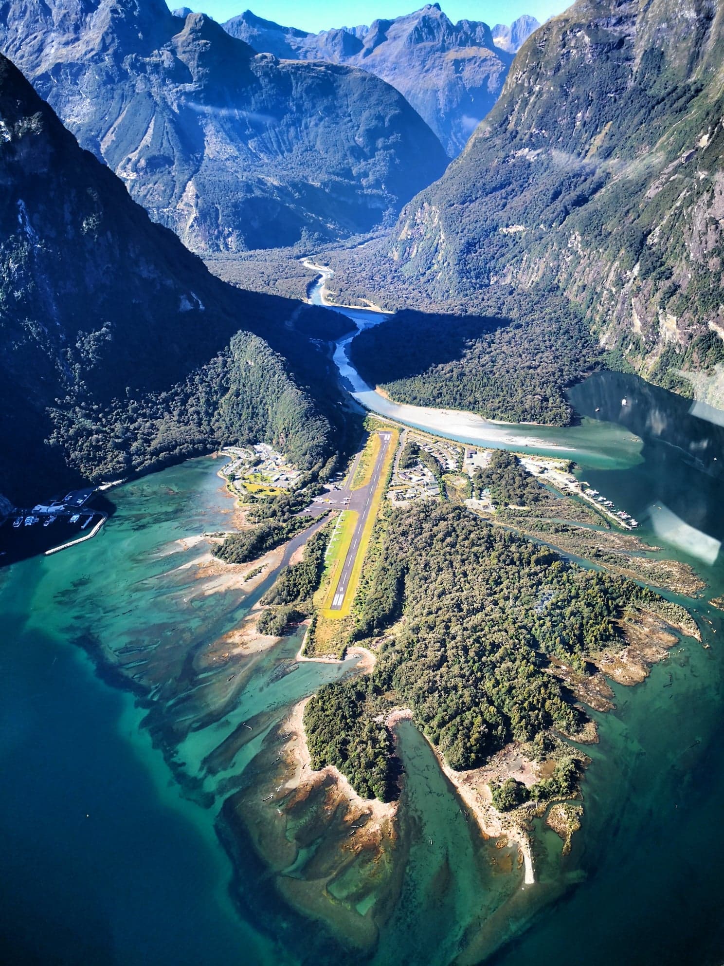 24.  Best Music For A Scenic Flight - gc0rklj