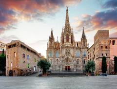 Cathedral of Barcelona & Gothic Quarter + VR Walking Tour