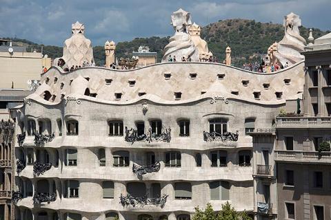 The Gaudí Plus: Park Güell & La Pedrera