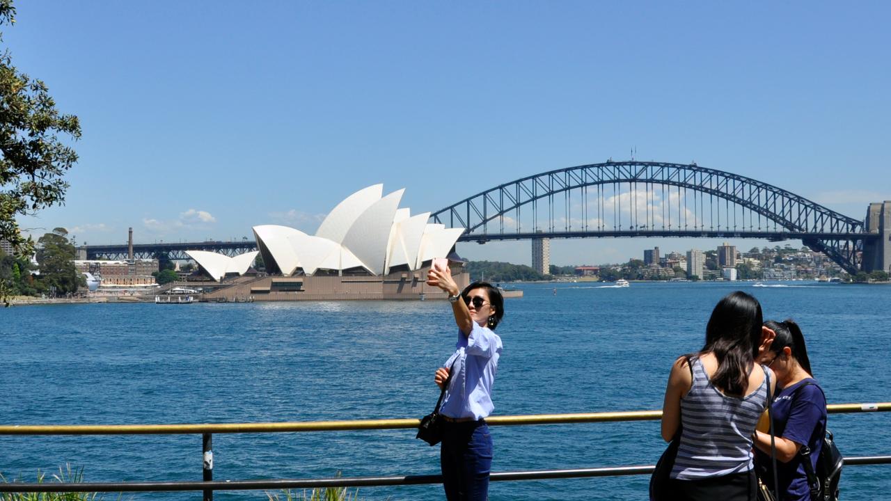 Iconic Sydney Sightseeing Bus Tour (AG)