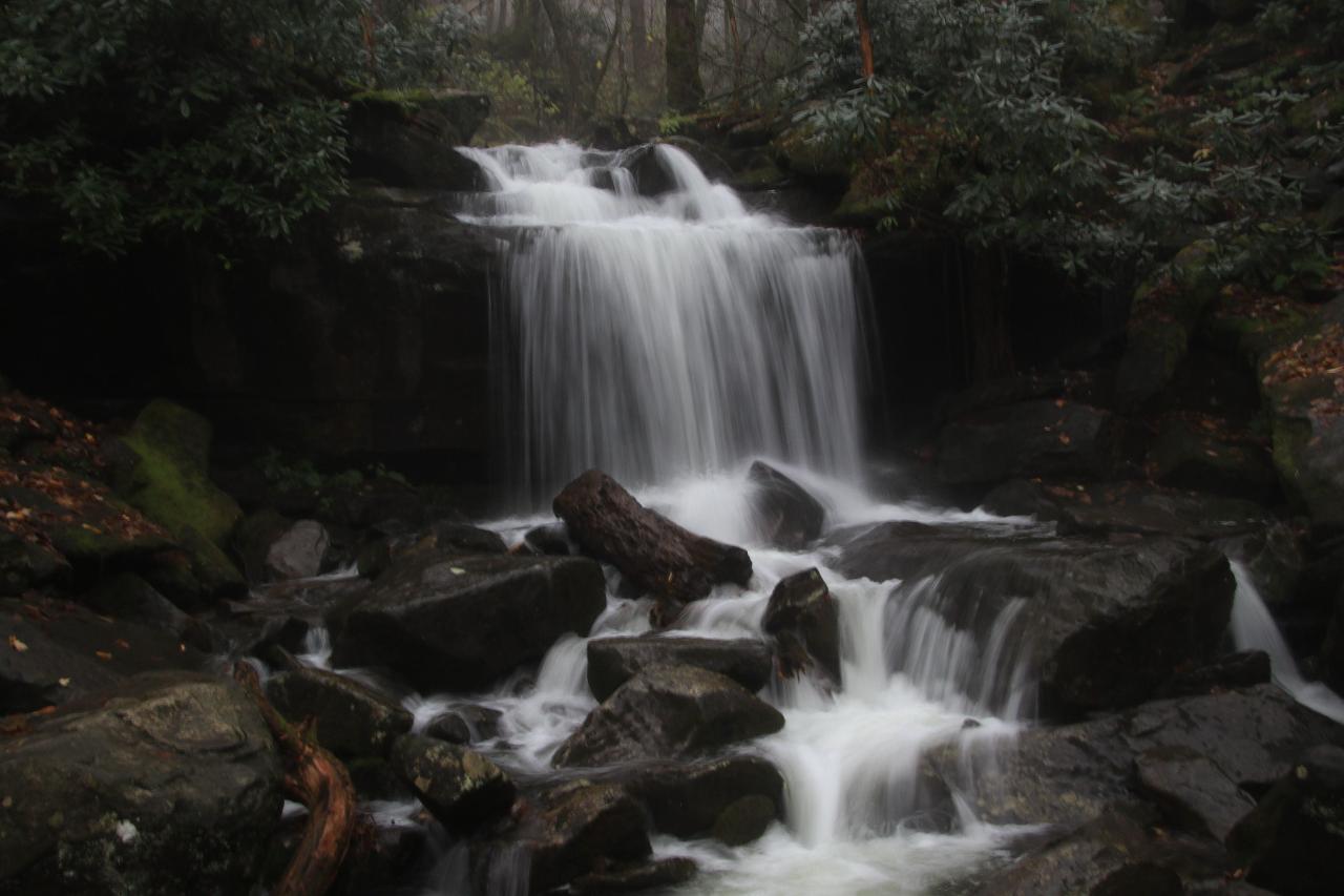 Private Tour: Smoky Mountains Glamping + Hiking Weekend