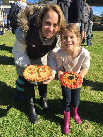 Junior Contestant (12 yrs & Under) - DARKES Apple Pie Bake Off Contestant Entry