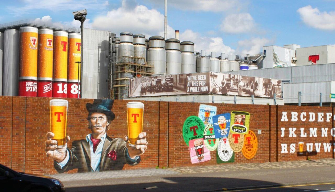 City Sightseeing Tour Plus Tennent's Brewery Tour