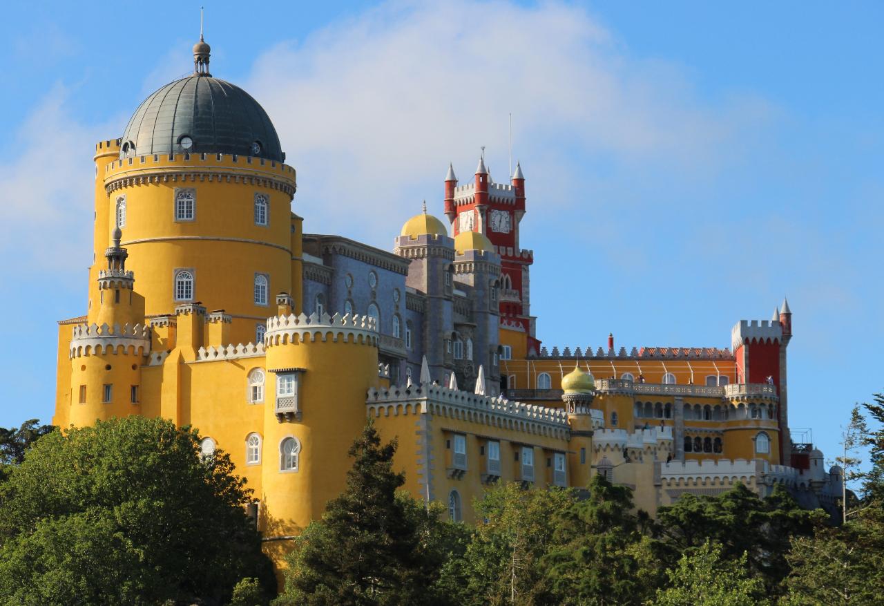 Sintra and Cascais Premium Tour