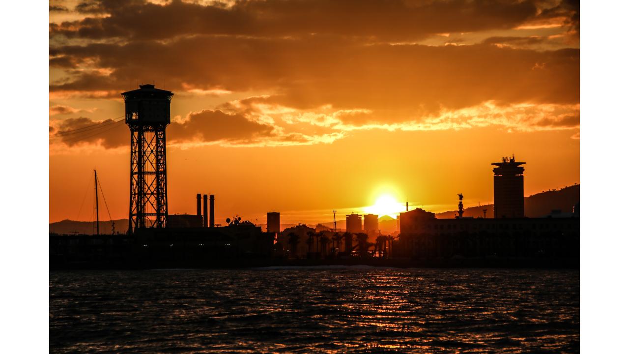 Unique Sunset Sailing Experience Barcelona with Spanish Tapas and