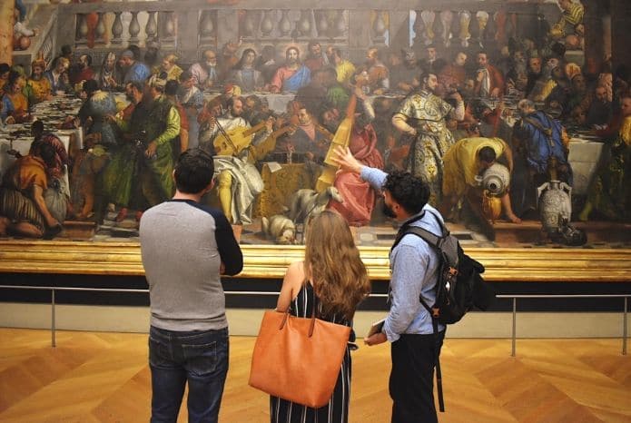 LOUVRE & ORSAY PRIVATE TOUR – Skip-the-line tickets & Local expert guide