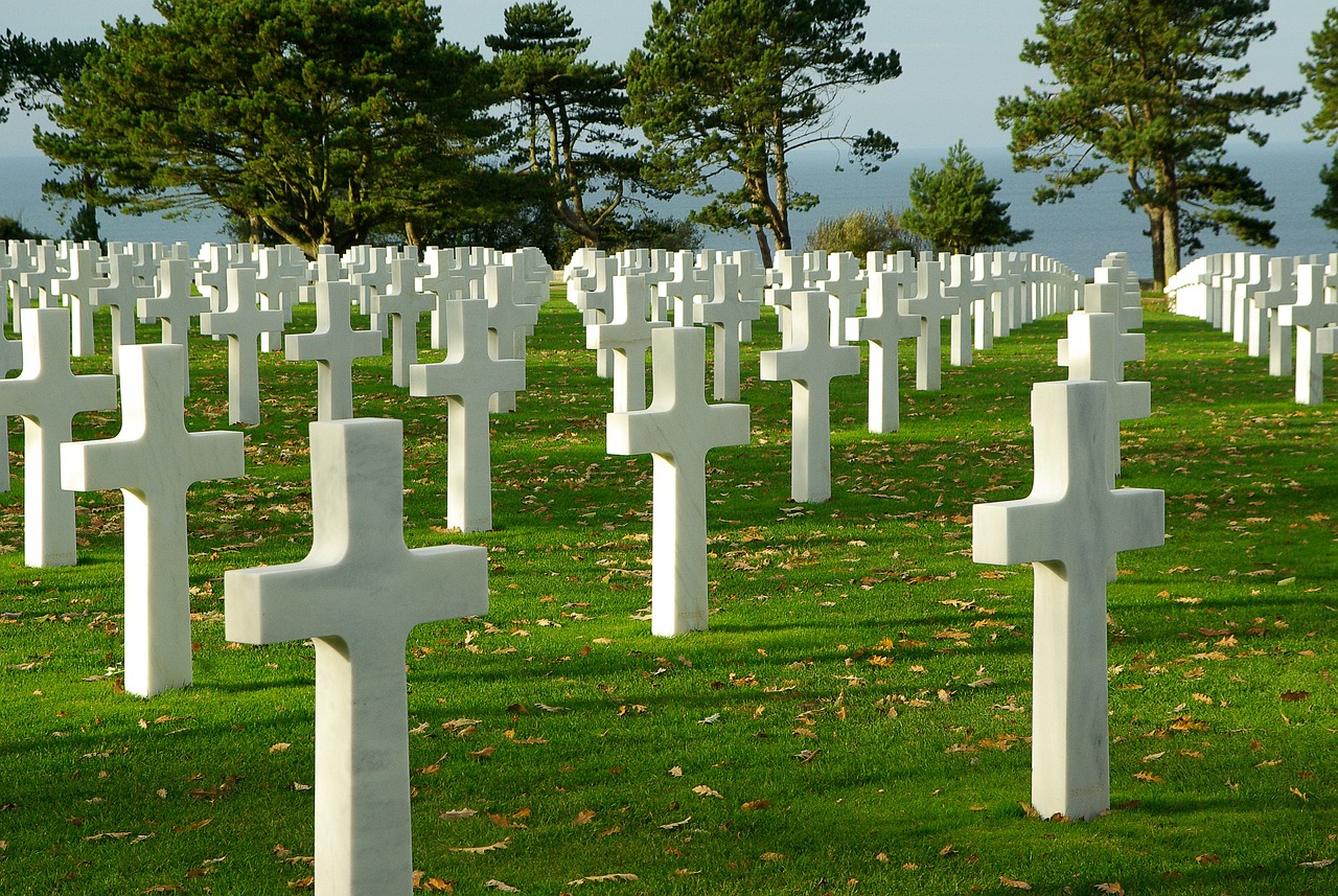 NORMANDY BEACHES & LANDING SITES - Private Day Trip from Paris