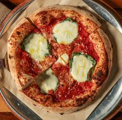 Lip Smacking Pizza Tour