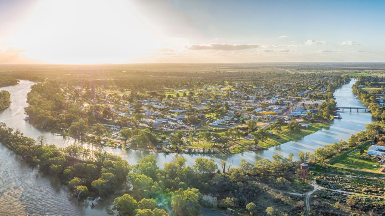 Murray River Air Cruise (7 day) ex Sydney