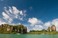 Day Tour from Phuket to 4 Islands around Krabi by Ferry and Speed Boat