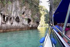 Phang Nga Bay Tour Including James Bond Island and Hong Island by Speedboat from Krabi