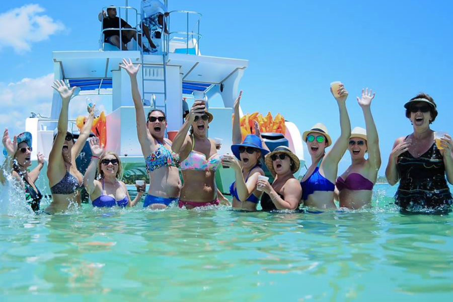 Catamaran Party & Snorkel Trip