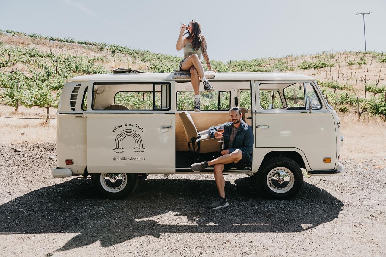 Vintage VW Bus Wine Tour