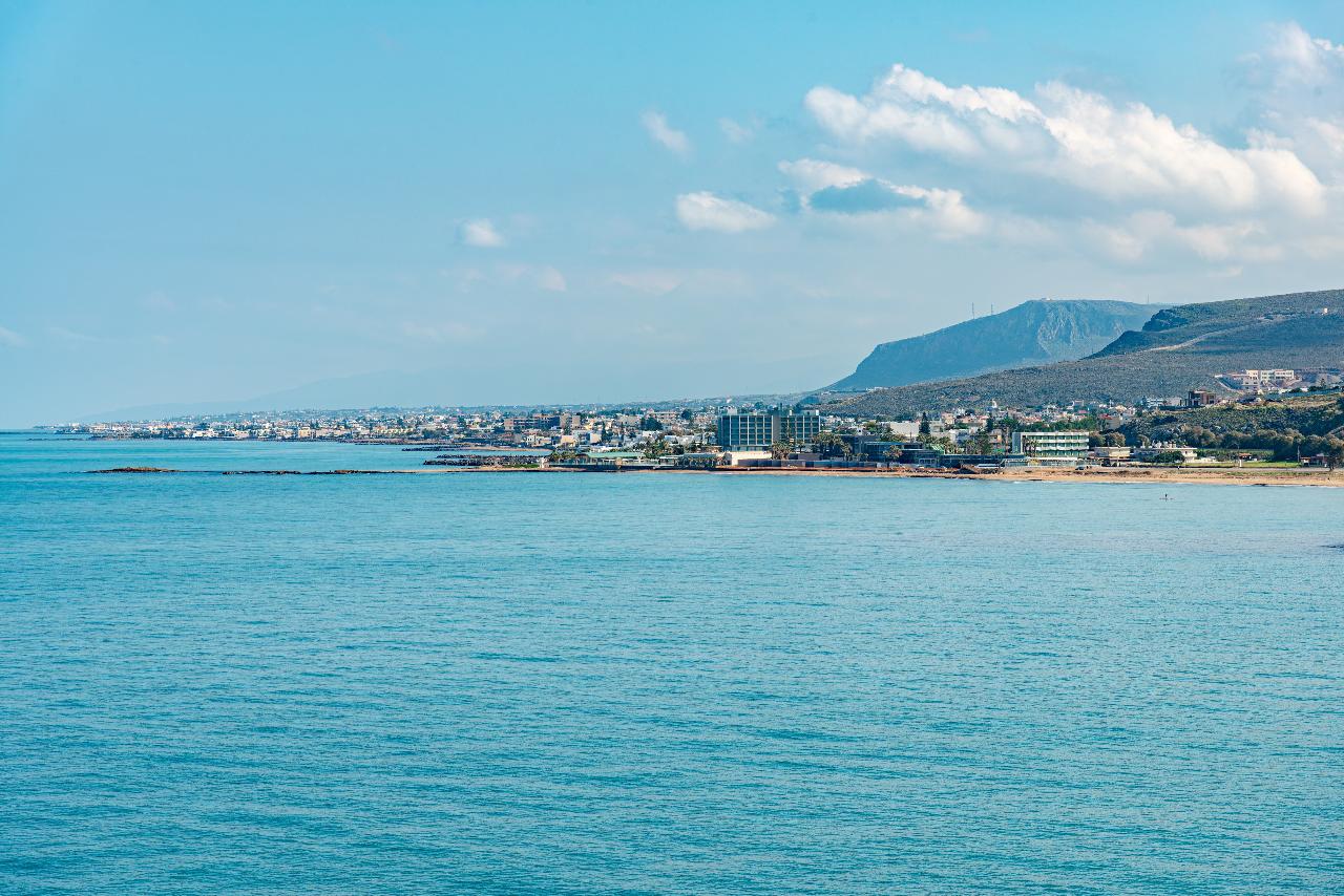 From Kokkini Chani to Heraklion international airport "NIKOS KAZANTZAKIS" 