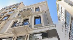 From Down Town Suites (Athens center) to Athens international airport,  with TAXI or MINIVAN
