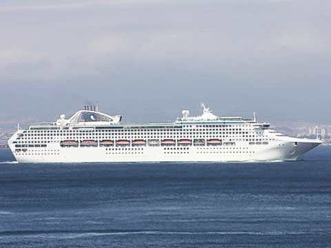 2017-18: Cruise Ship: Pacific Explorer