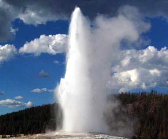 Yellowstone National Park - Full-Day Lower Loop Tour from W. Yellowstone, MT - (Apr 19-Oct 31)