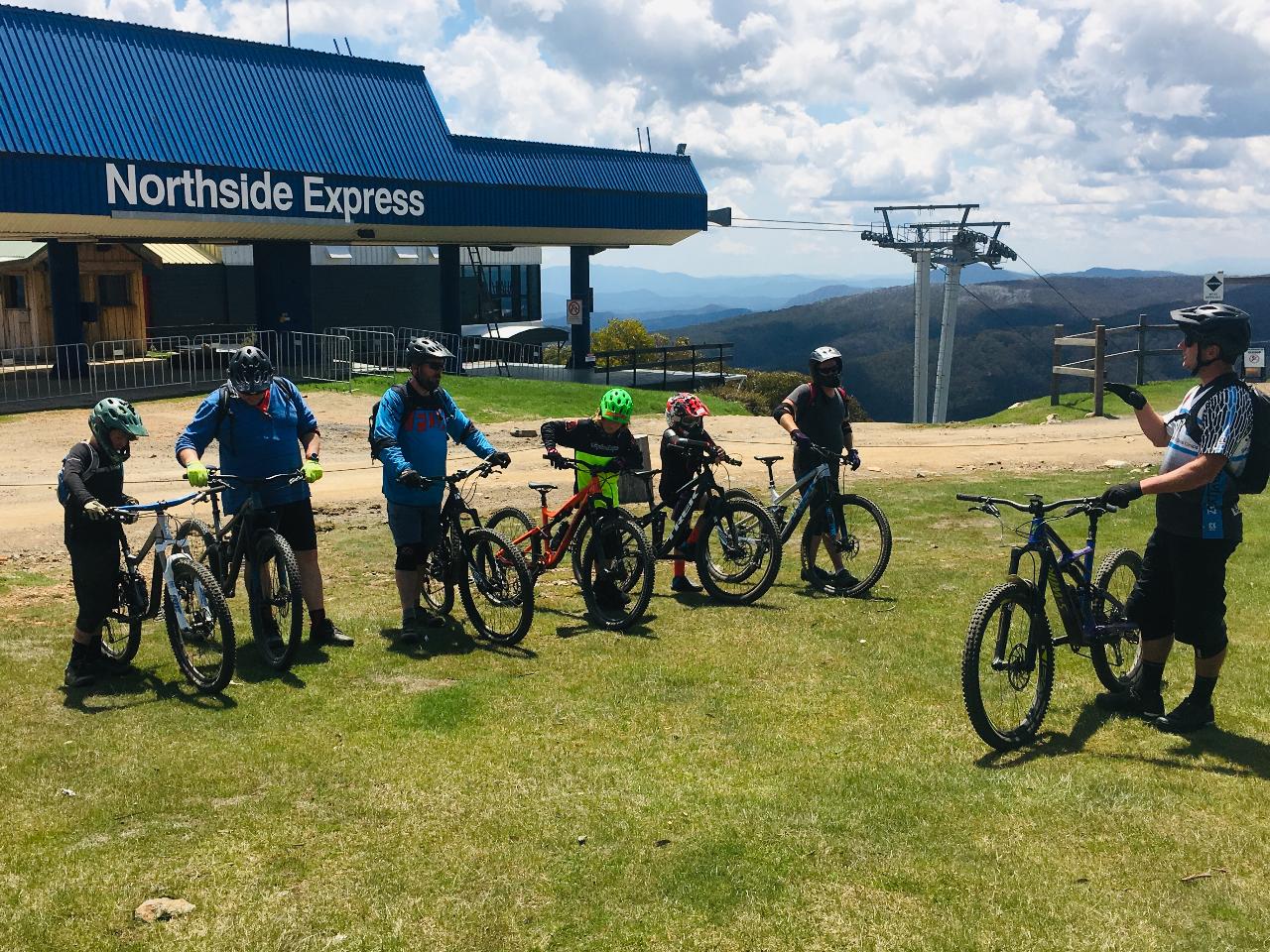 Downhill Mountain Biking skills lesson 101 - Mt Buller 