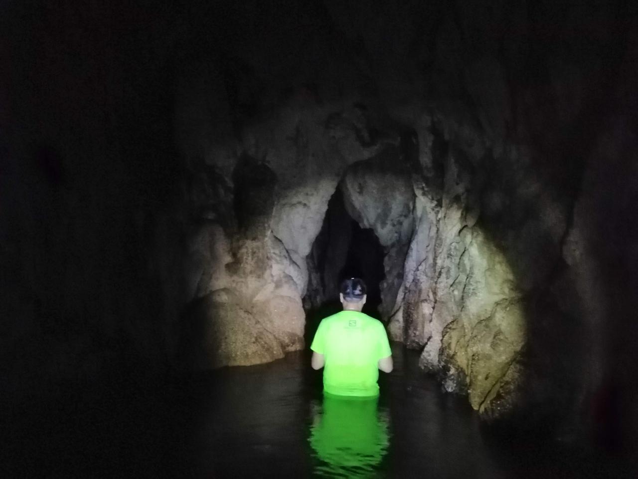 Kuching Adventure Caving at Silabur