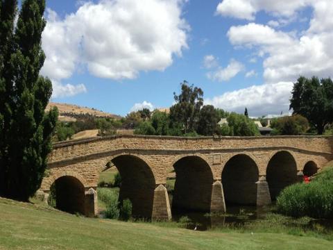 Richmond and Wine Tour ( Friday) Tasmania Australia