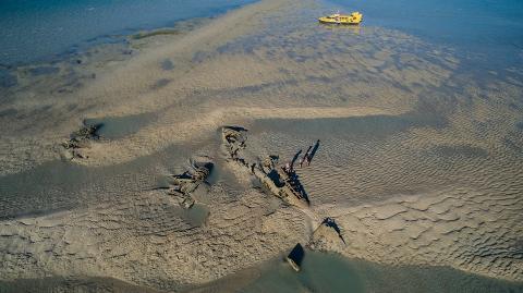 Flying Boat Wrecks Tour