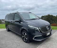 Auckland Airport > City One Way - (Mercedes V-Class or Equivalent Minivan up to 5 passenger)