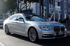 Corporate Vehicle & Chauffeur Driver Hire - (VIP Class BMW 7 Series Sedan)