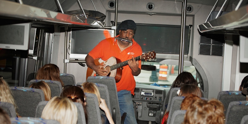 Chicago Jazz, Blues and Beyond Bus Tour with Soul Food Lunch for UChicago Alumni