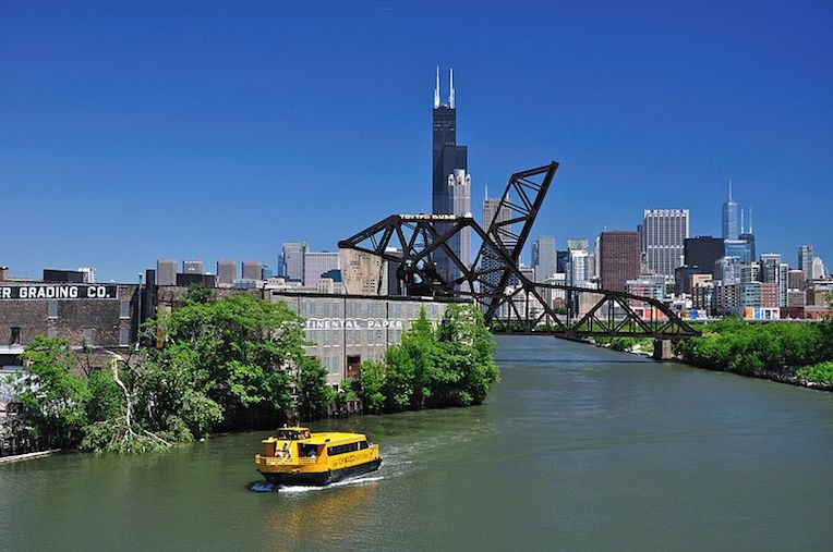 Cruise from Your Couch Virtual Boat Tour for University of Chicago Family Weekend