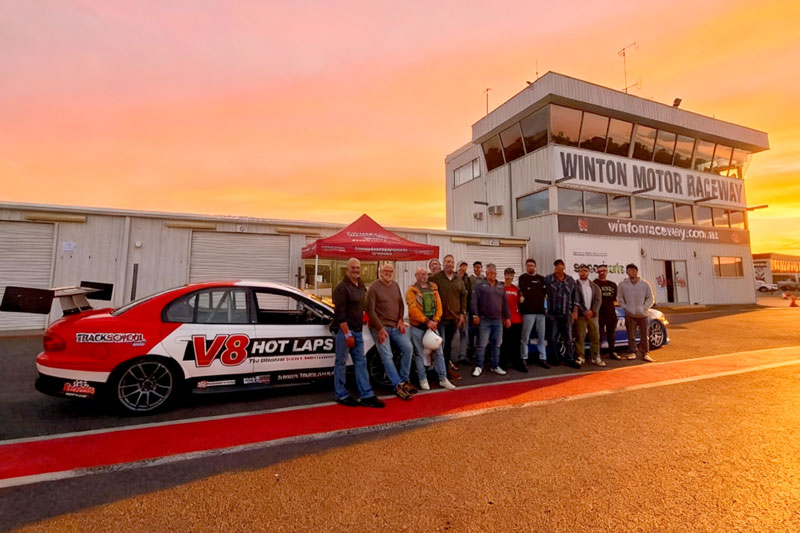V8 Hot Laps TWILIGHT Platinum Experience