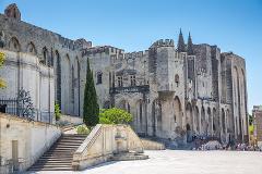 Bordeaux to Avignon: Private Transfer with Comfort & Style