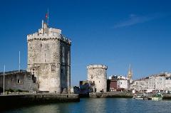 La Rochelle Cruise Excursion to Chateau de la Roche Courbon