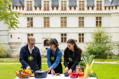Azay-le-Rideau Visit, Cooking Class & Villandry Gardens from Tours