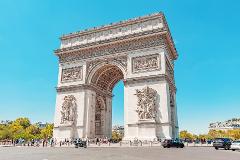 Art & Adventure: Private Panoramic Tour of Paris & Tailored Louvre Visit