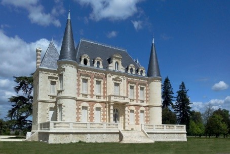 INTRODUCTION TO THE BORDEAUX BLENDS - 5* HOTEL PRIVATE PACKAGE FROM BORDEAUX