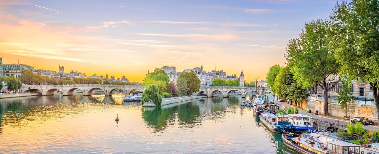 4 Days Small Group Paris Vacations Package - 4* Hotel