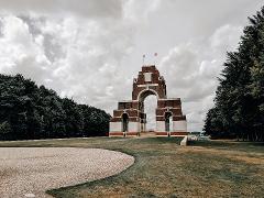 Somme Battlefields from Arras: Private Tour of Key WWI Sites