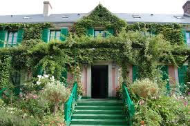 Brushstrokes & Beauty: Private Giverny Gardens Shore Excursion from Rouen