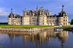 From Tours Chambord Castle Visit including Exclusive Wine Tasting private