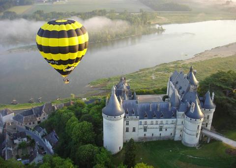 Loire Valley Château Private VIP Hot Air Balloon Flight