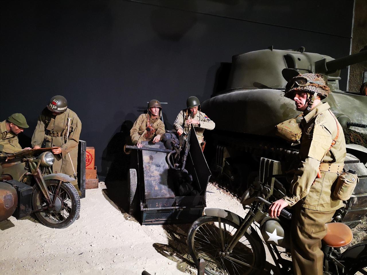 Normandy WWII Museums: Full-Day Guided Tour from Bayeux