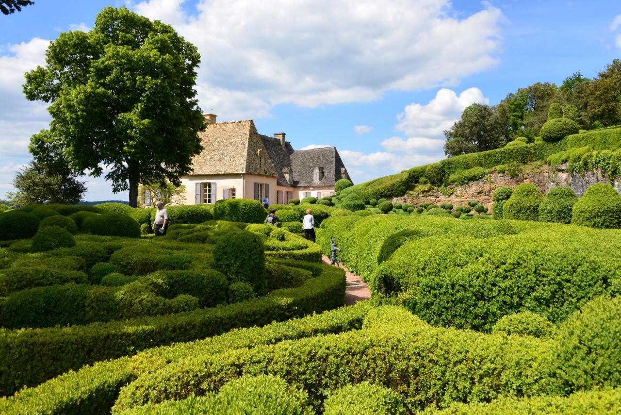 8 Days Small Group Bordeaux & Dordogne Package - 4* Hotel